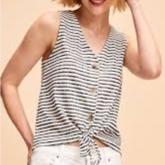 Cropped Tie-Hem Textured-Knit Sleeveless Top for Women - Picture 1 of 8